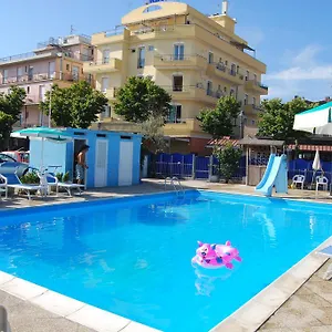 Record Aparthotel